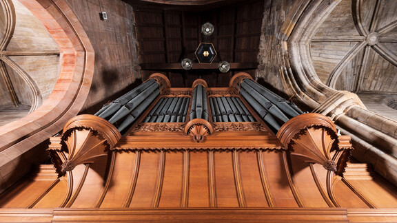 Pipe organ humidity control Pipe organ humidity control